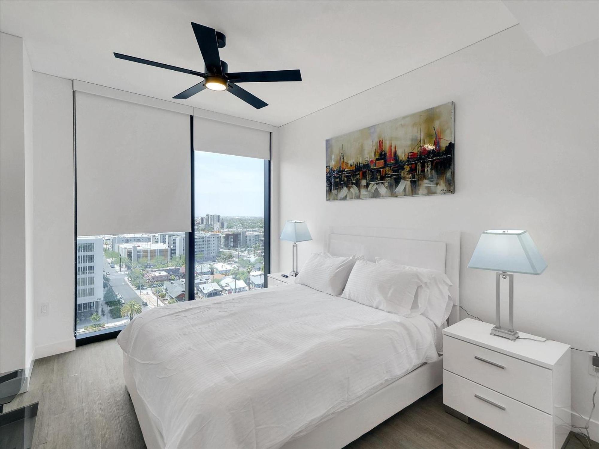 Global Luxury Suites At Downtown 凤凰城 外观 照片